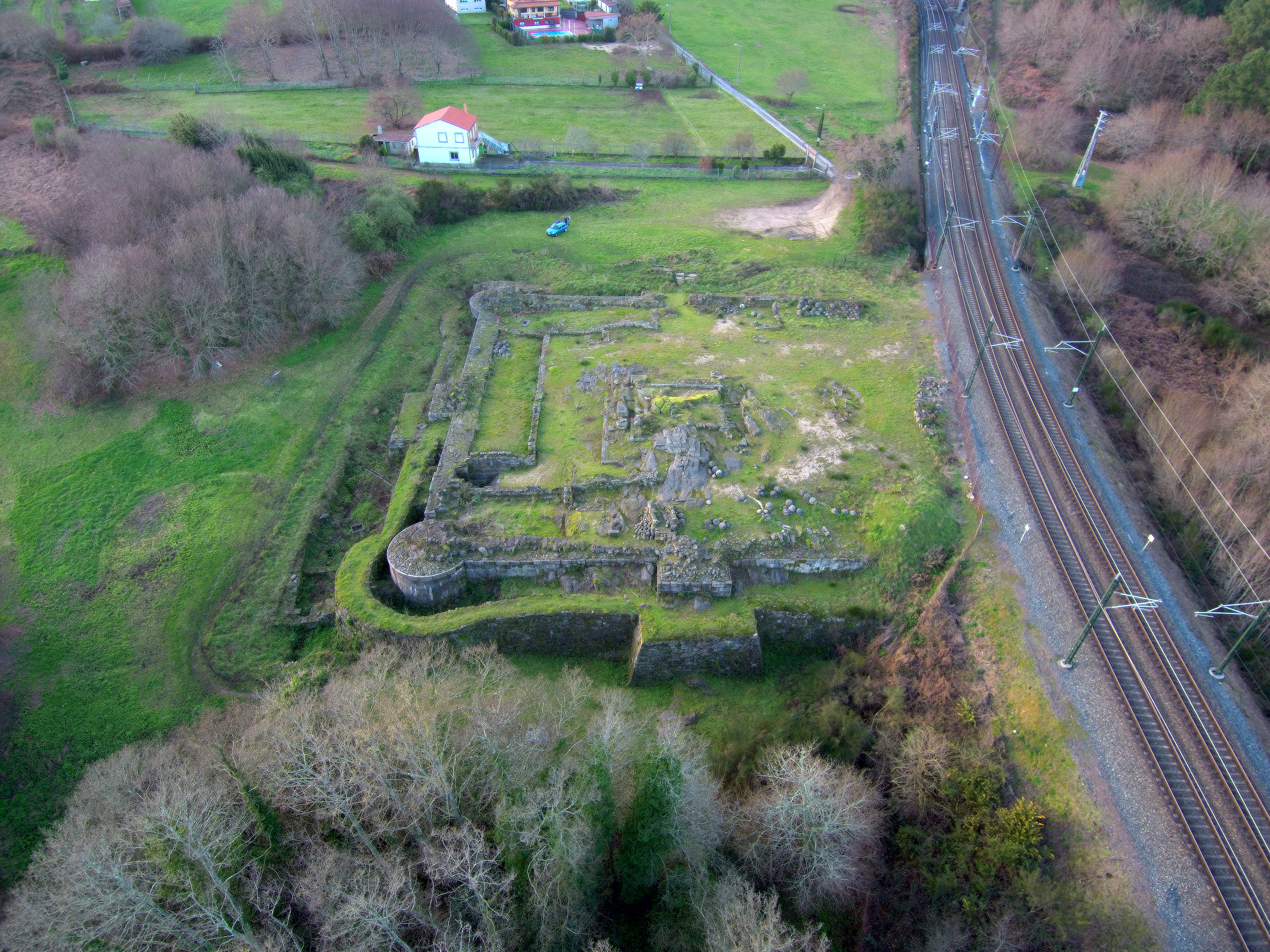 Ruínas Castelo da Rocha